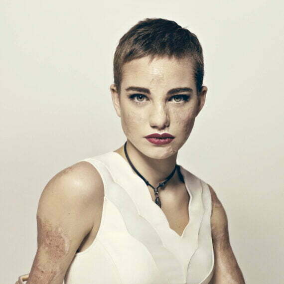 IL RITRATTO SECONDO 5 PROFESSIONISTI - 2023 | Schermata 2022 12 22 alle 09.47.30 | Spazi Fotografici Schermata 2022-12-22 alle 09.47.30