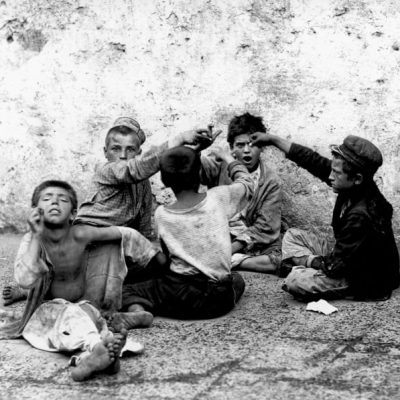 LA STORIA PRIMA DI TUTTO 2025 | ACA F 11436A 0000 | Spazi Fotografici Il gioco della morra, Napoliante 1896